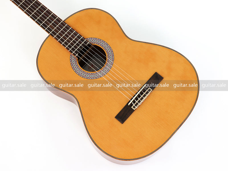 39 Inch 4/4 Full Size Standard Non-Cutaway Solid Cedar Top Classical Guitar (TY-035)