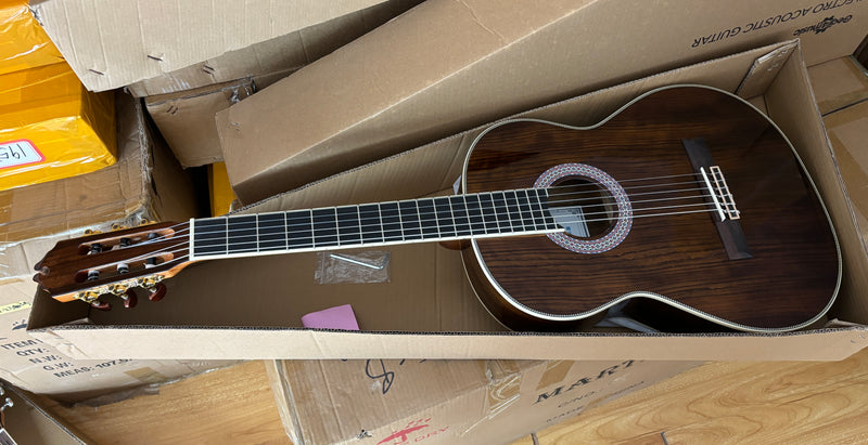 39 Inch 4/4 Full Size Standard Non-Cutaway Walnut Body Classical Guitar (TY-017)