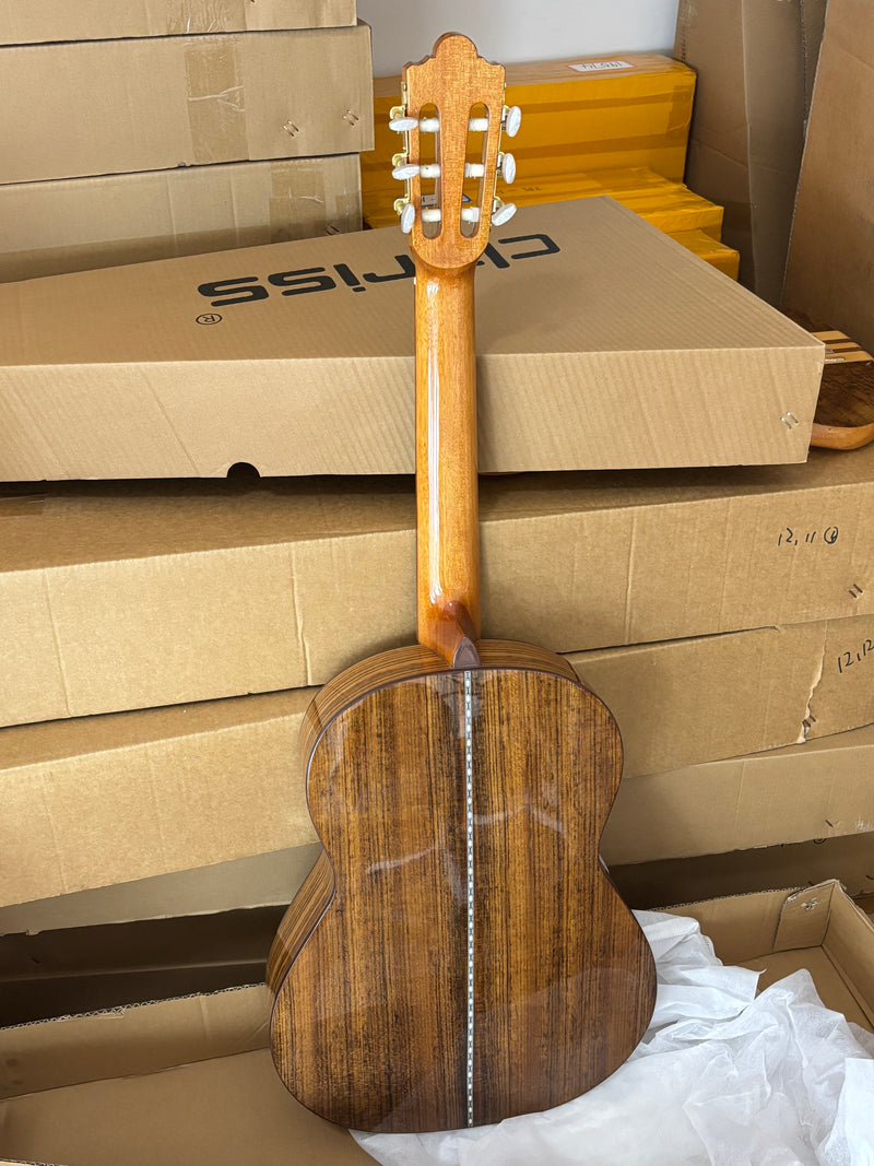 39 Inch 4/4 Full Size Standard Non-Cutaway Walnut Body Classical Guitar (TY-019)