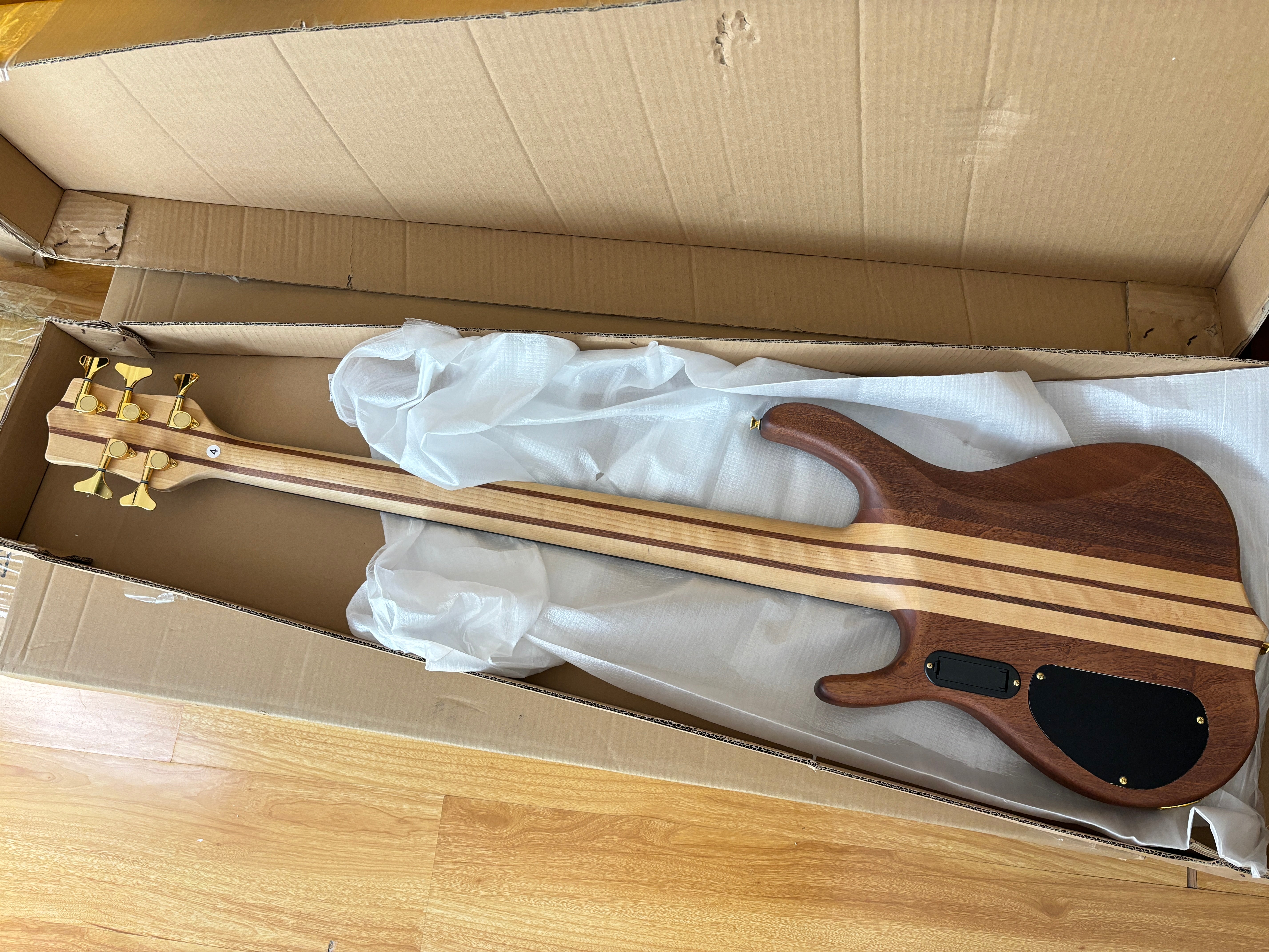 5-String Neck-Through Active Electric Bass Guitar (YMZ-193X