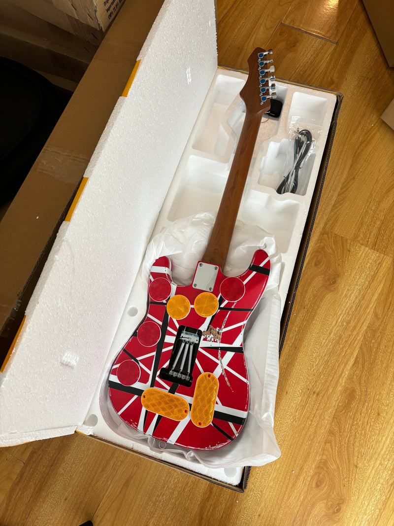 Neo-ST Series Redesigned Relic Electric Guitar (ST-1815, Headstock & Stripe Modified)