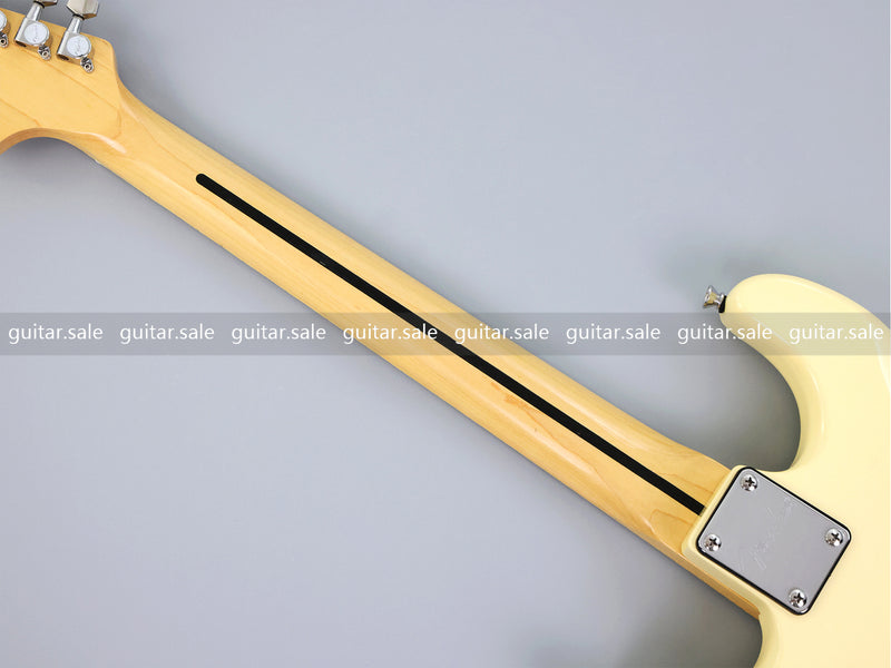 ST Style Cream Color Electric Guitar with Whole Grooved Fretboard (GKS-149, Limited Edition)